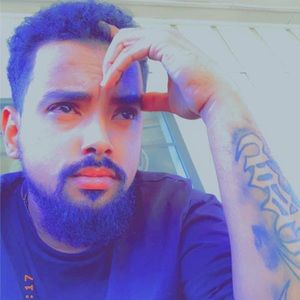 Meet your Posher, Omar